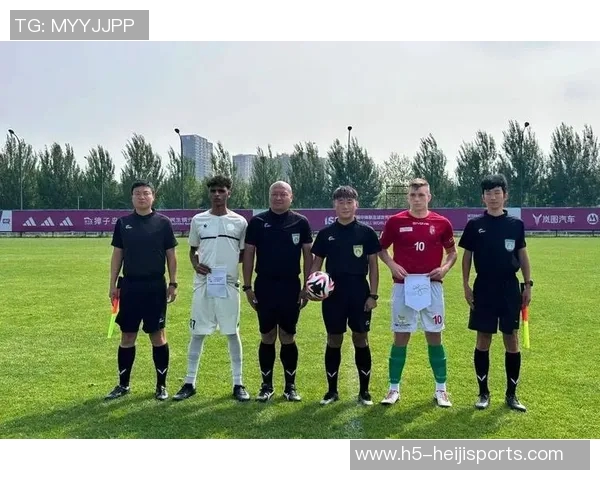 足球裁判服的演变与发展对比赛公正性的影响分析与探讨